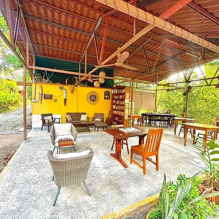 Hotel Tres Banderas Manuel Antonio Exteriér fotografie