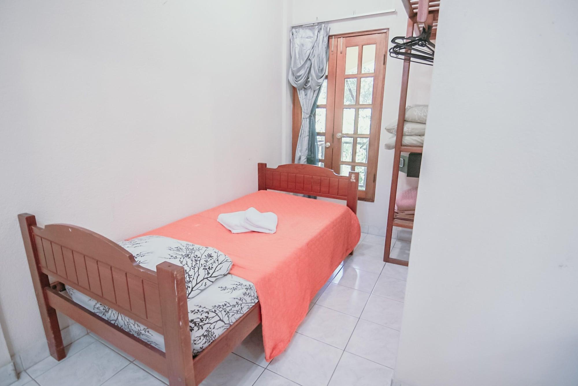 Hotel Tres Banderas Manuel Antonio Exteriér fotografie