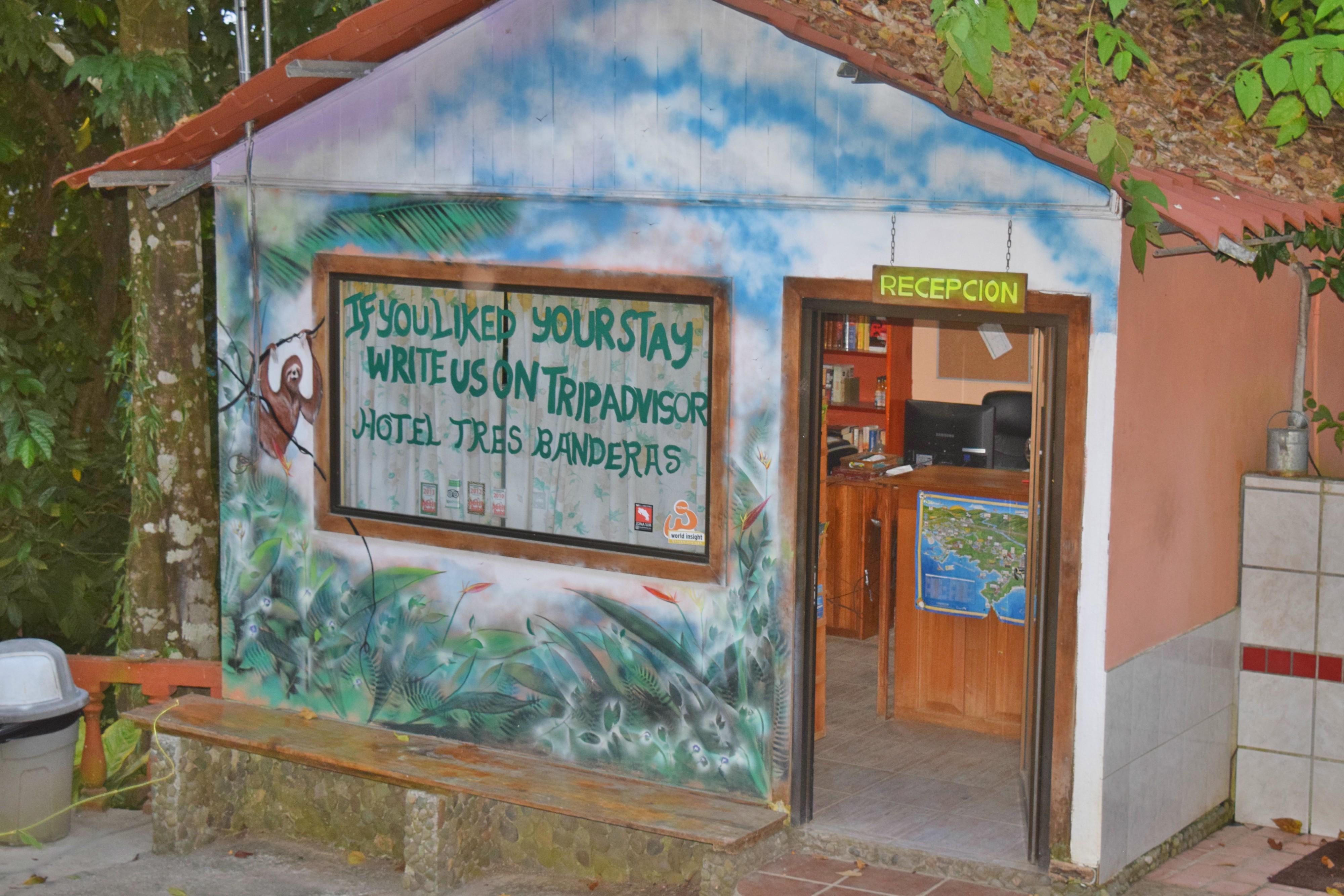 Hotel Tres Banderas Manuel Antonio Exteriér fotografie